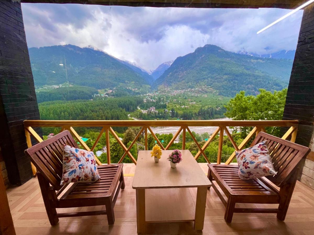 Naina Spring Resort, Manali - Away From City Hustle エクステリア 写真