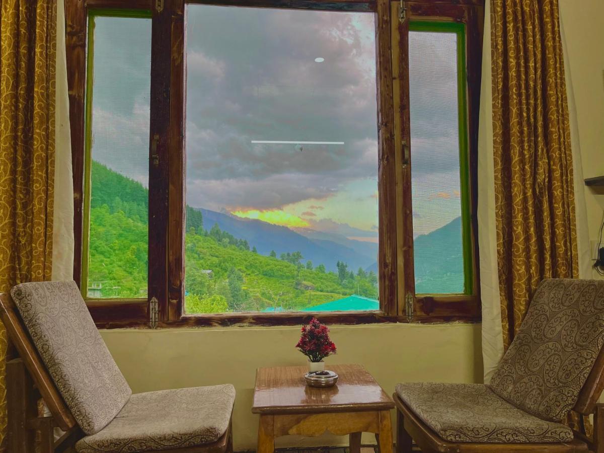 Naina Spring Resort, Manali - Away From City Hustle エクステリア 写真