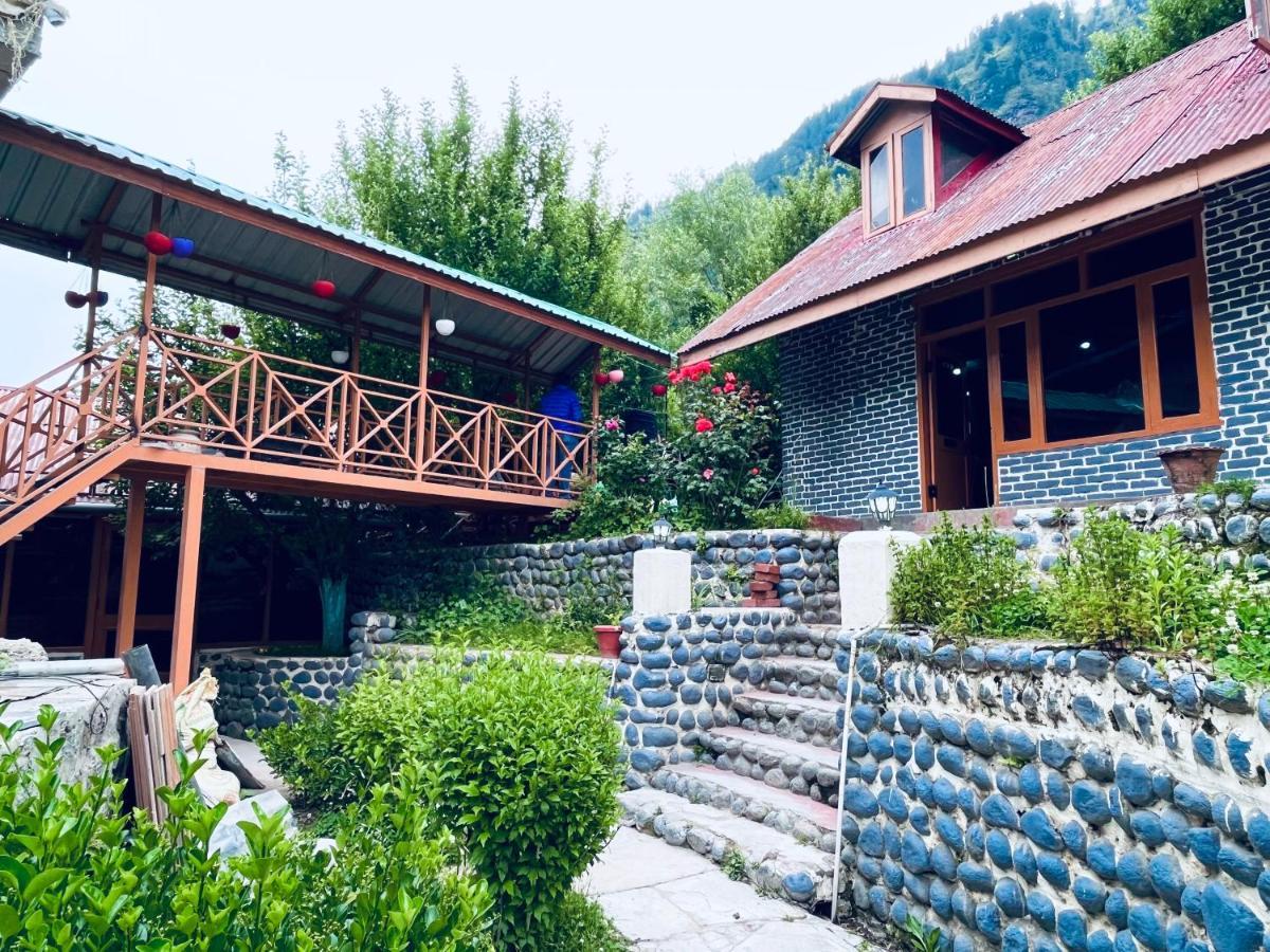 Naina Spring Resort, Manali - Away From City Hustle エクステリア 写真