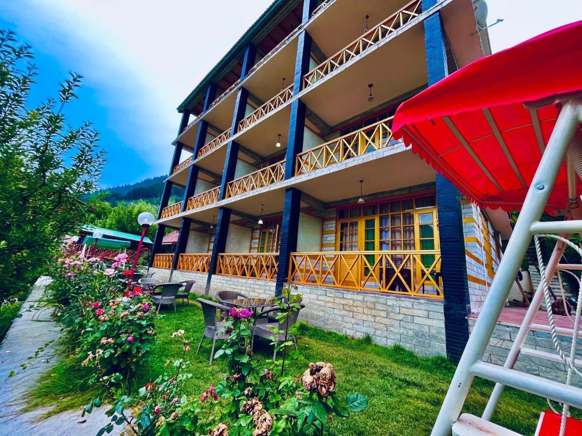 Naina Spring Resort, Manali - Away From City Hustle エクステリア 写真